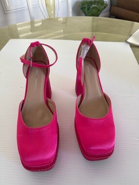 Fashion To Figure Martine Hot Pink Satin Gem Ankle-Strap Platform Heels Pumps 8W